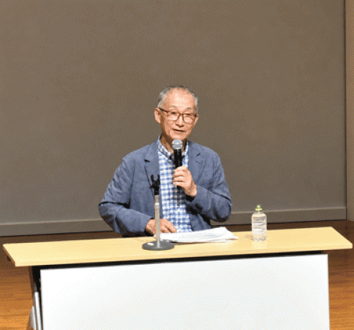 講演する石戸谷豊弁護士
